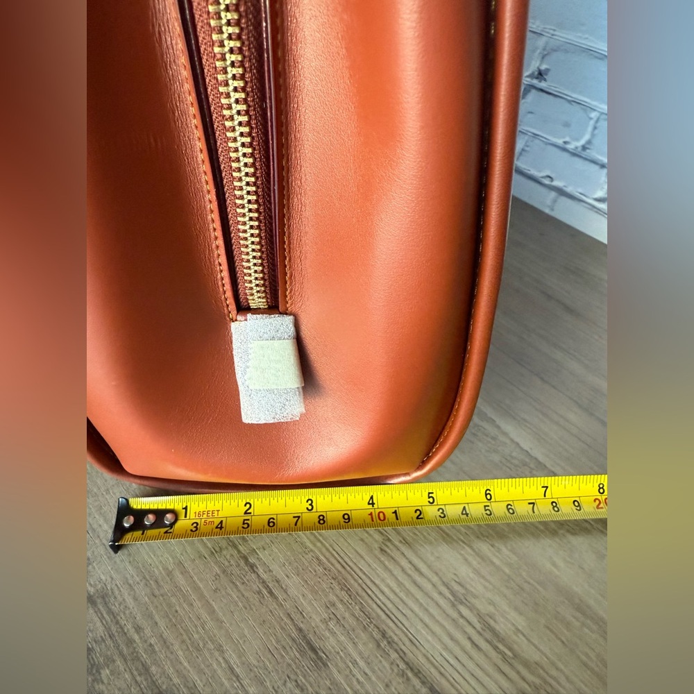 Coach Brooke Carryall crossbody Bag signature Tan/Gold hardware compartments - Picture 14 of 16